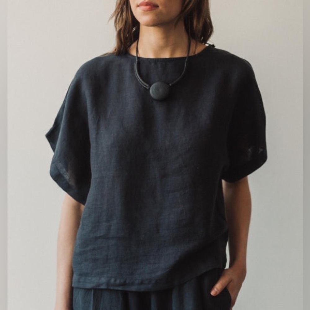 Black Crane Linen Box Top black